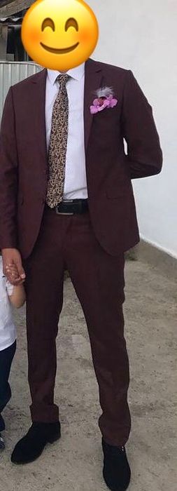 Продаю  мужской костюм