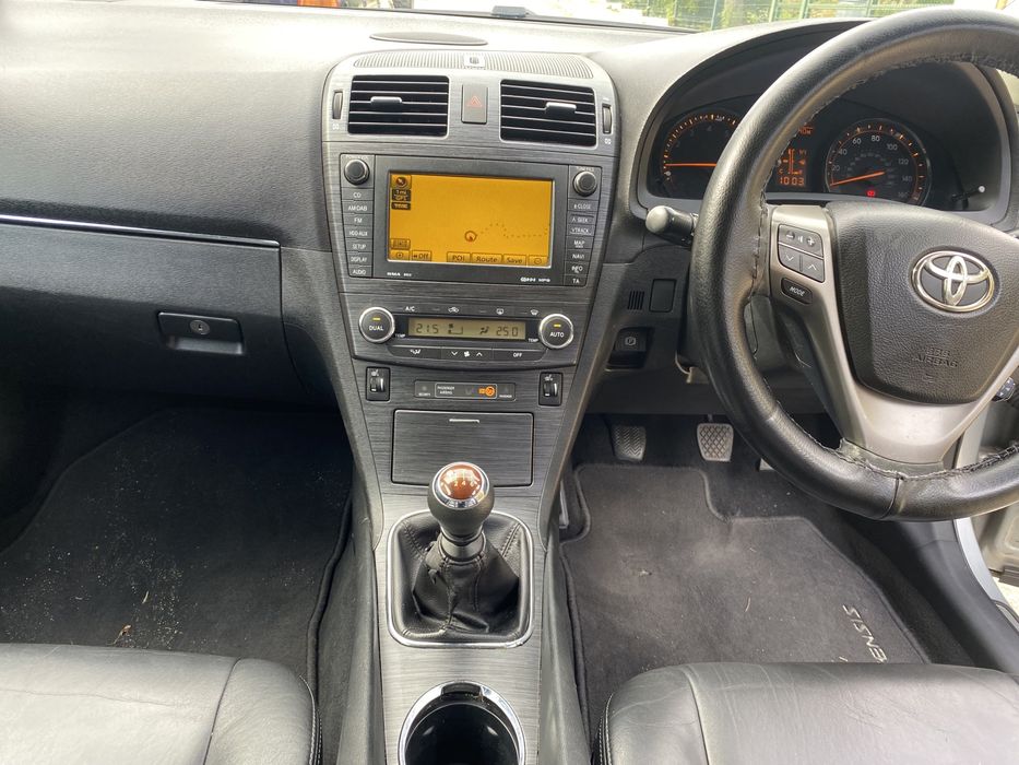 Toyota Avensis Тойота Авенсис Т27 2011г 1.8 valvematic 147кс На части