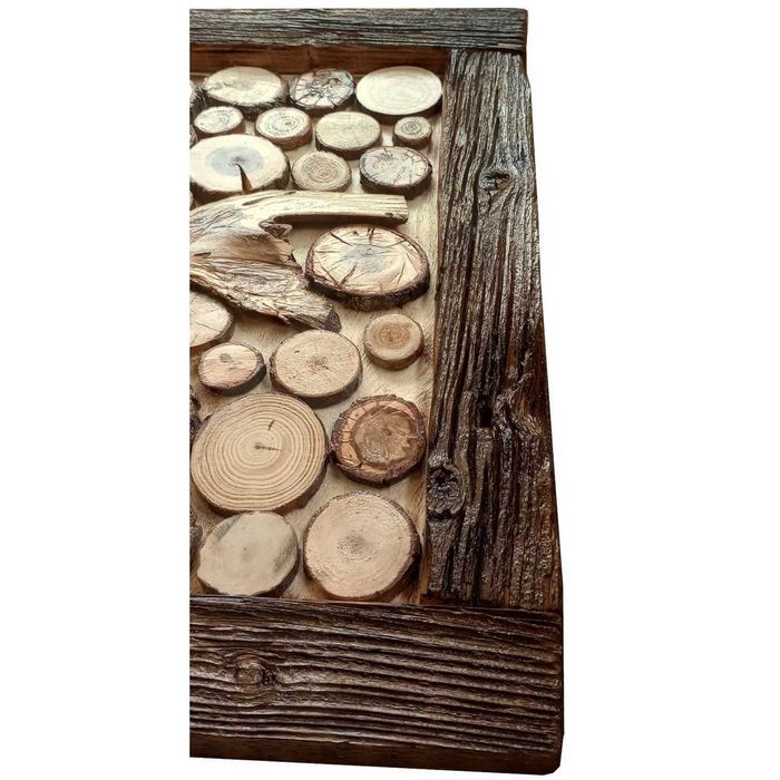 Tablou rustic handmade din rondele de lemn, rama arsa, lacuita
