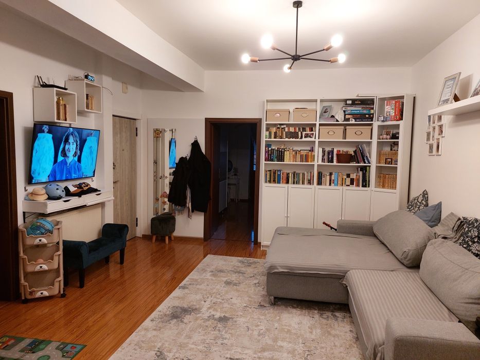 Apartament 3 camere in vila cu curte an 2008 Brancoveanu