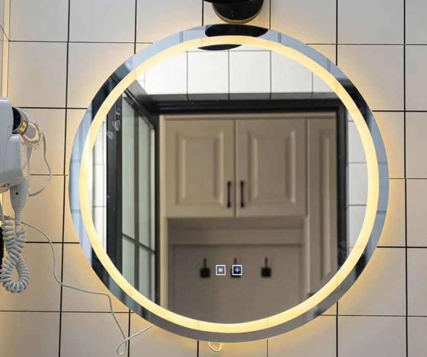 Зеркало с освещением  для туалета и ванной комнаты