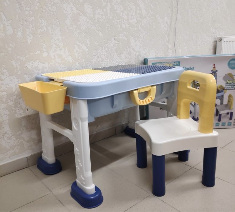 Стол для LEGO / конструкторов (развивающий)