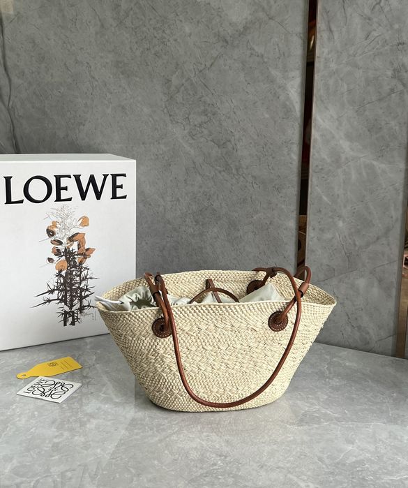 Geanta Loewe Anagram Basket 34cm, tip Premium