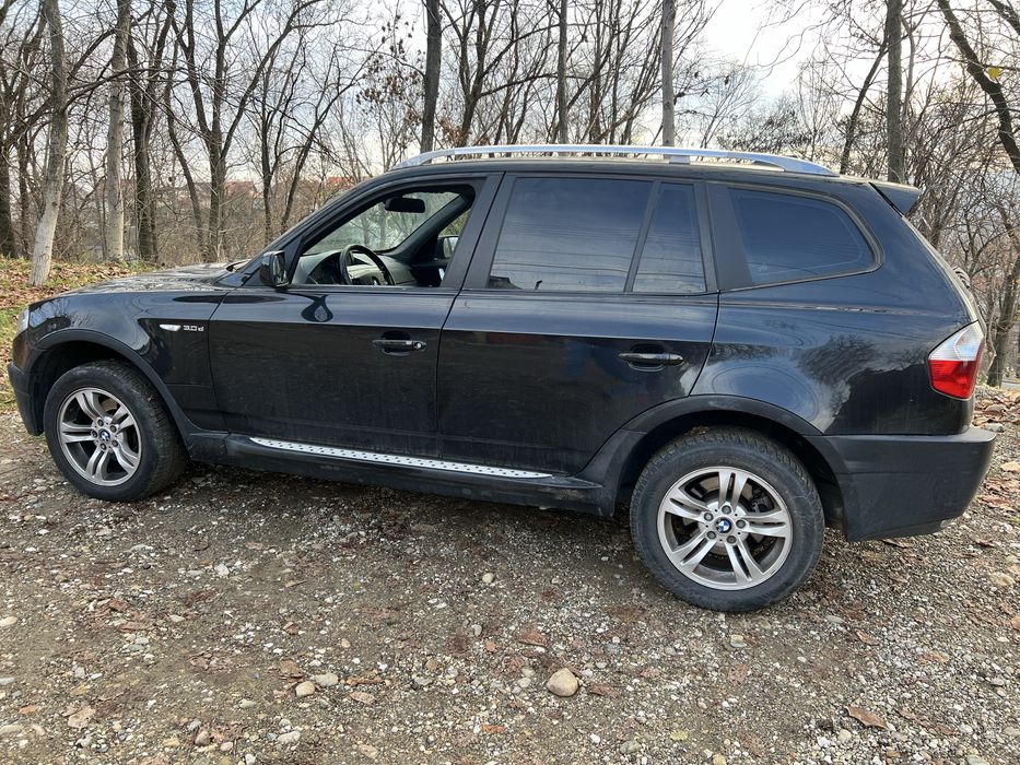 Dezmembrez e83 2004 204 cai