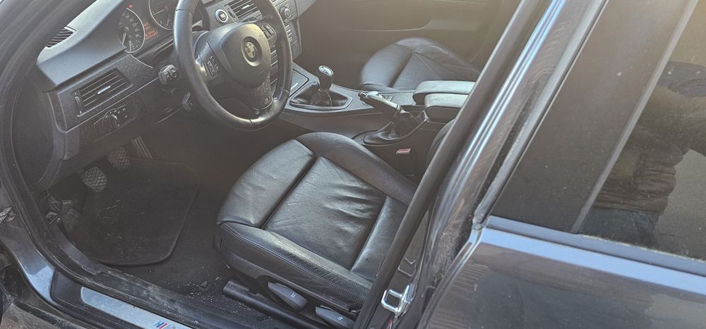 Piese  bmw e90 M pachet 320d 163cp
