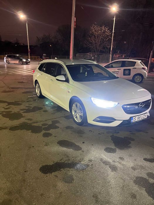 Rent A Car,Inchirieri auto OPEL INSIGNIA 2018