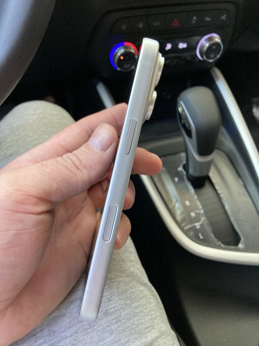 Iphone 17pro yangi ishlatilmagan