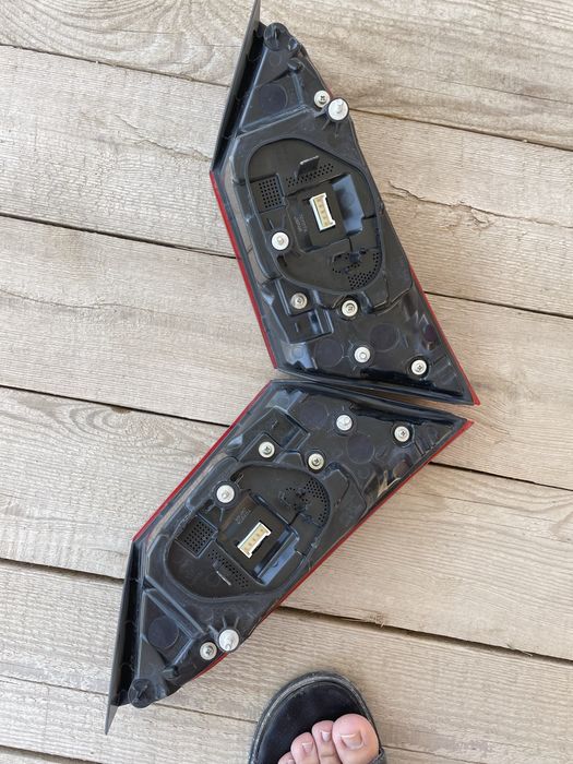 Фонари на Камри 70