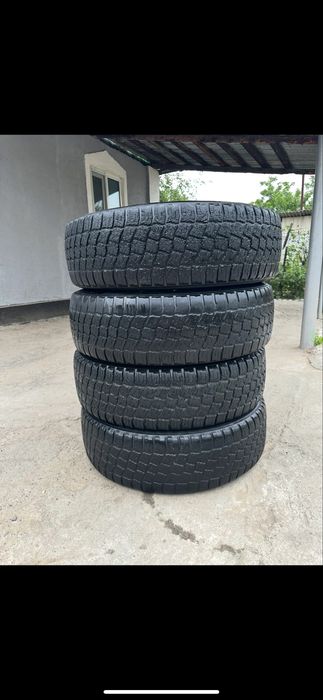 Продам резину 225/75/R16