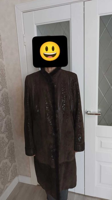 Продам женские куртки
