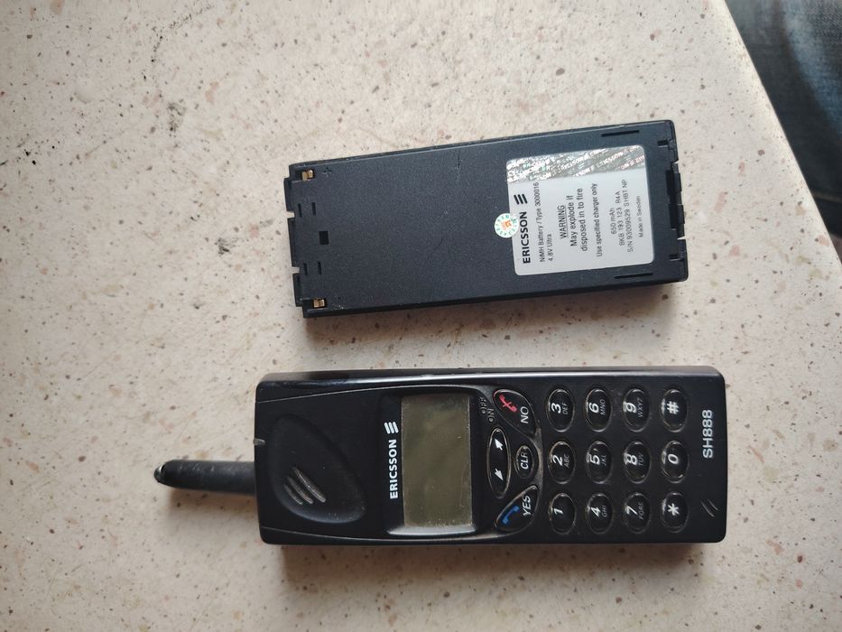 Продам ретро телефон ericsson