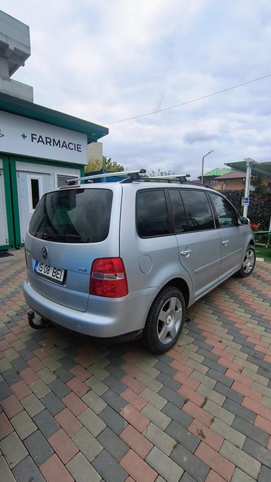 Vw touran 1.6 FSI , BENZINA