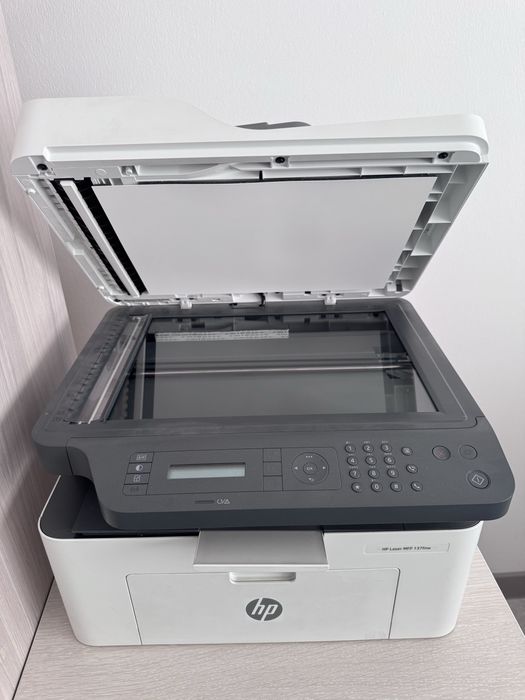 Принтер HP Laser MPF 137fnw