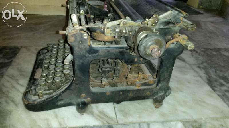 Continental пишеща машина