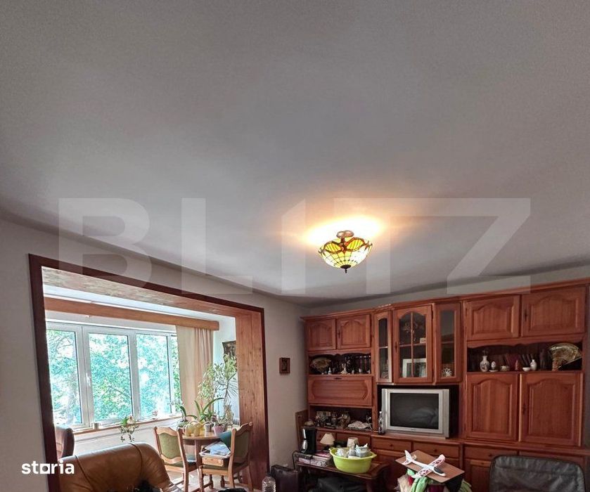 Apartament 3 camere+ garaj, etaj 3, 70mp, zona Manastirea Bogdana, Rad