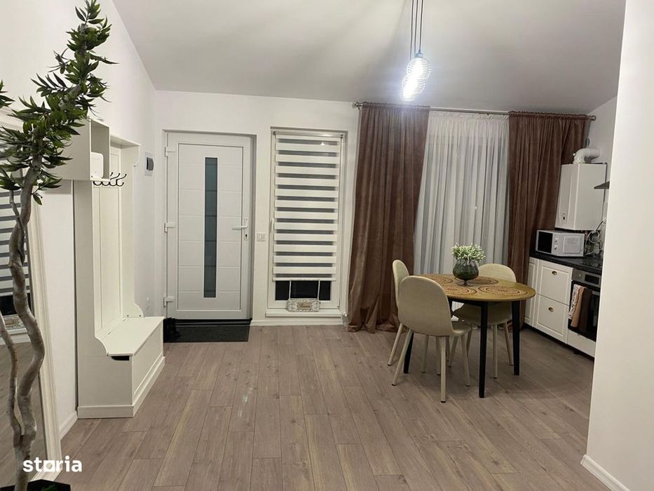 Apartament 3 camere, zona Centrala-Sararie