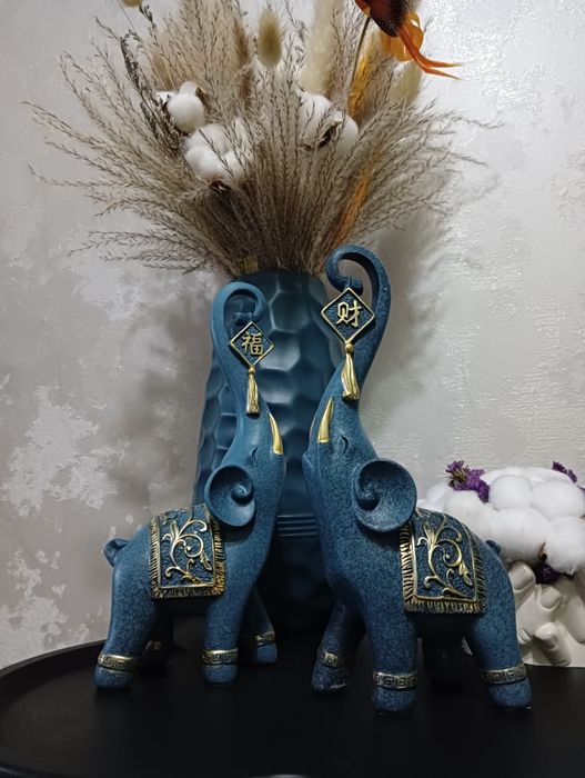 Вазы, статуэтки, предметы интерьера