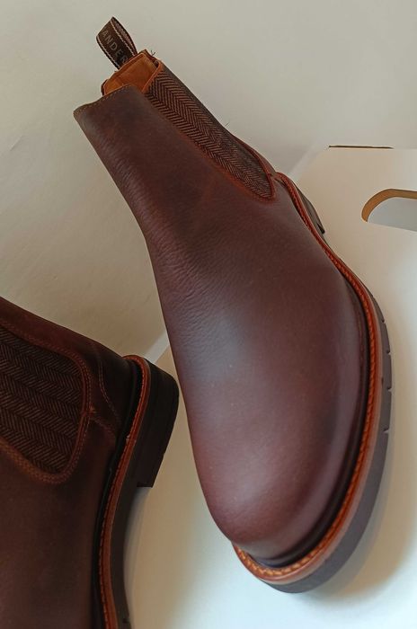 Ghete chelsea 44 42 43 plain toe Salamander NOI piele naturala moale