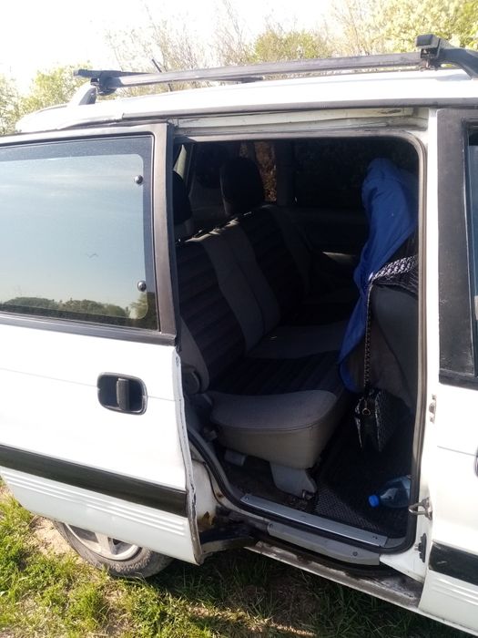 Митсубиси спейс рунер