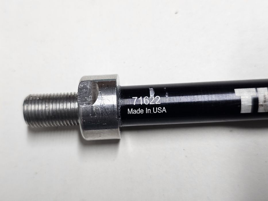 Ax butuc spate Thule Thru Axle M12 x 1.0, L= 160-172mm