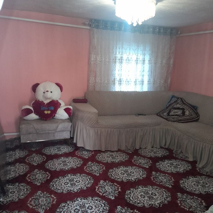 Uy sotiladi 4 xona Kuchlukda