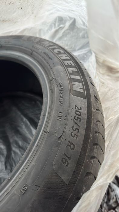 Шины 205/55/16 Michelin . Лето