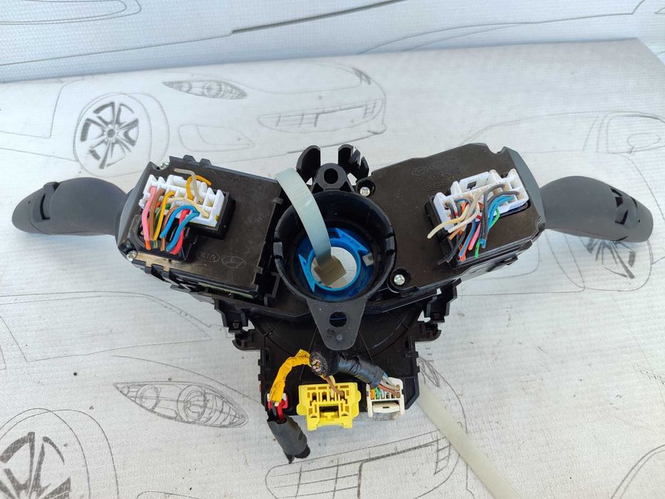 Ansamblu manete comenzi volan + spiră KIA Carens III DR4J1666021 2017 / [2013-2019] / (5B3)