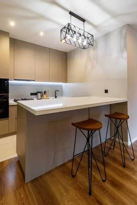 Продается  1+1  на Ц 4  алайский базар  авторский ремонт