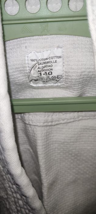 Продам кимоно в хорошем состоянии.