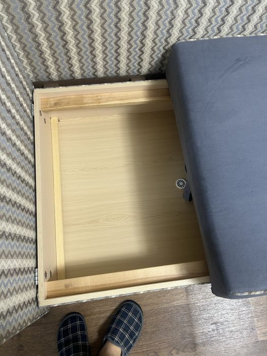 Диван подростковый