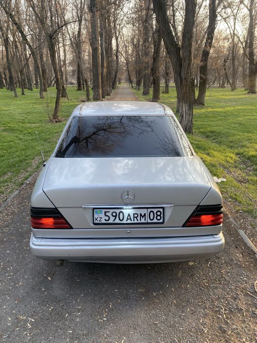 Стоб мерседес W124