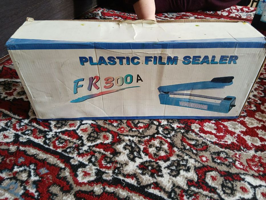 Пластик пленка йопиштирувчи аппарат