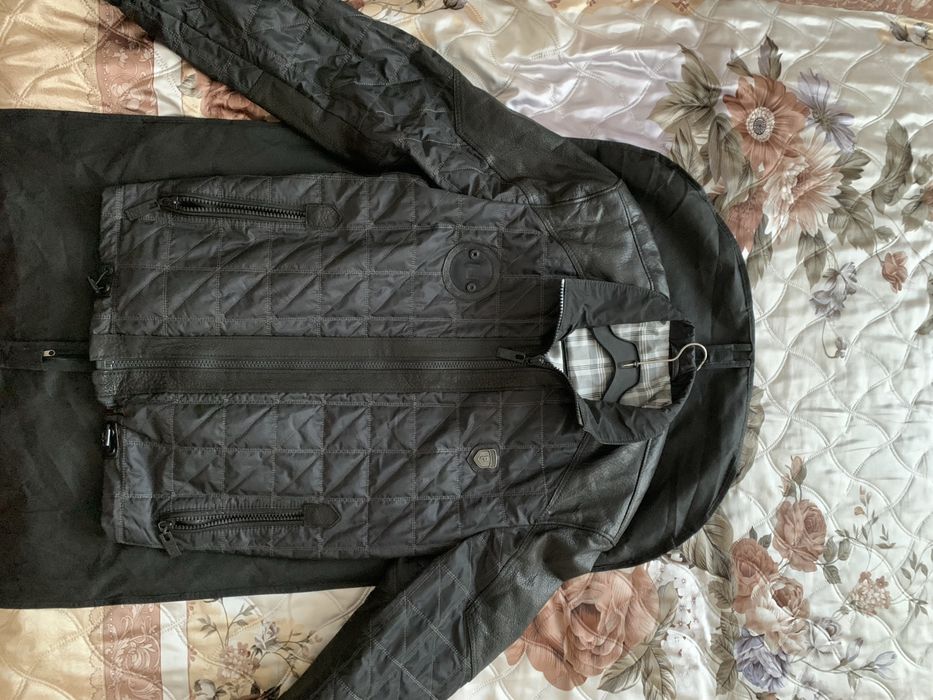 Яке Massimo Zardi