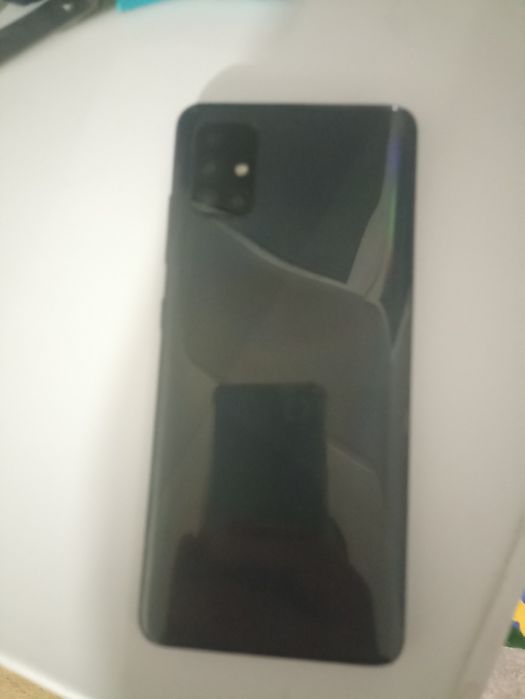 Продается Самсунг А51. Память 128 Гб