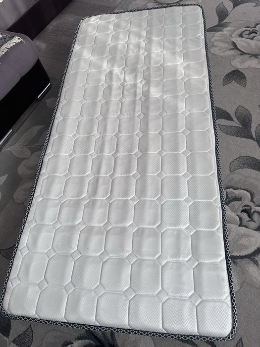 Продам матрас 90*2000