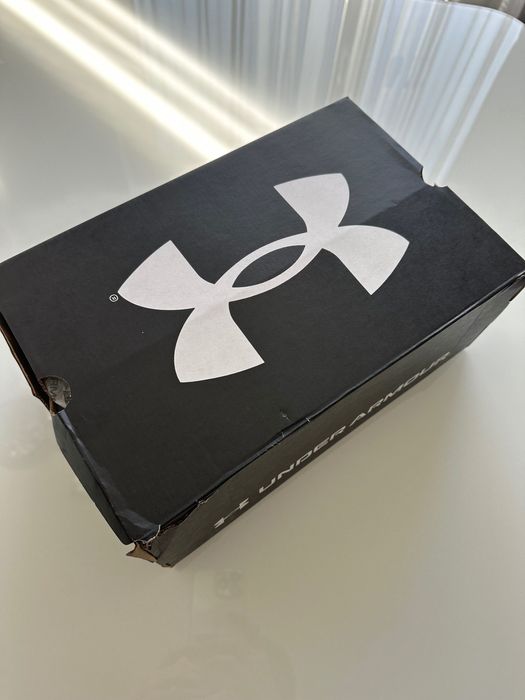 Маратонки Under armour 39 номер