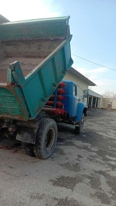 ЗИЛ 130 сотилади