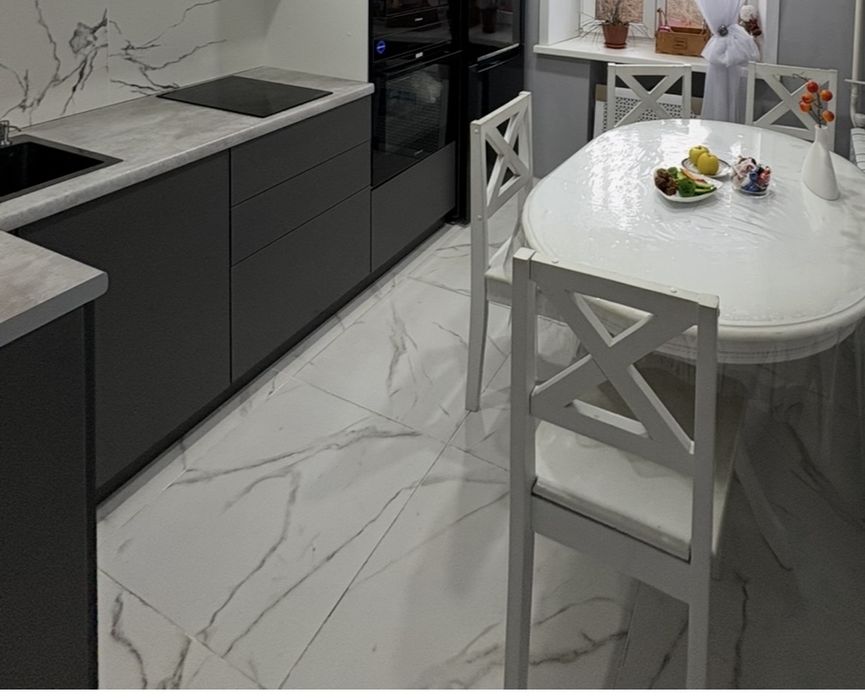 Продам стол со стульями