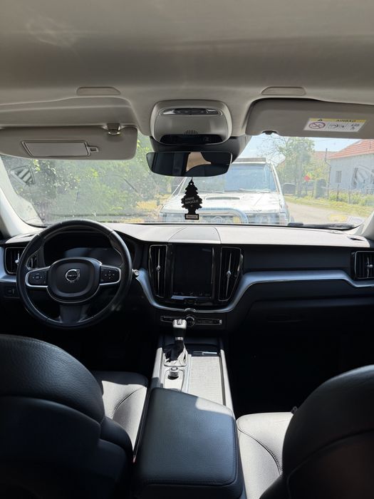 Volvo XC 60 2018 2.0 cp190
