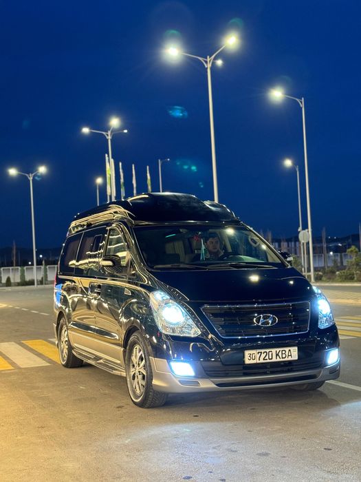 Hyunadi grand starex Limusine