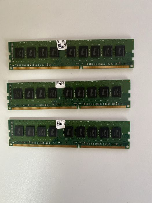 Memorie Desktop 3x4 Gb DDR3 RAM CL9 ECC 1333 Mhz