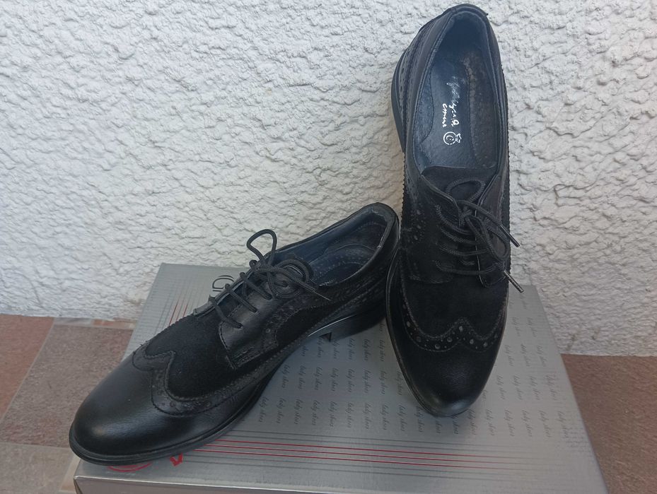 Спортно елегантни обувки