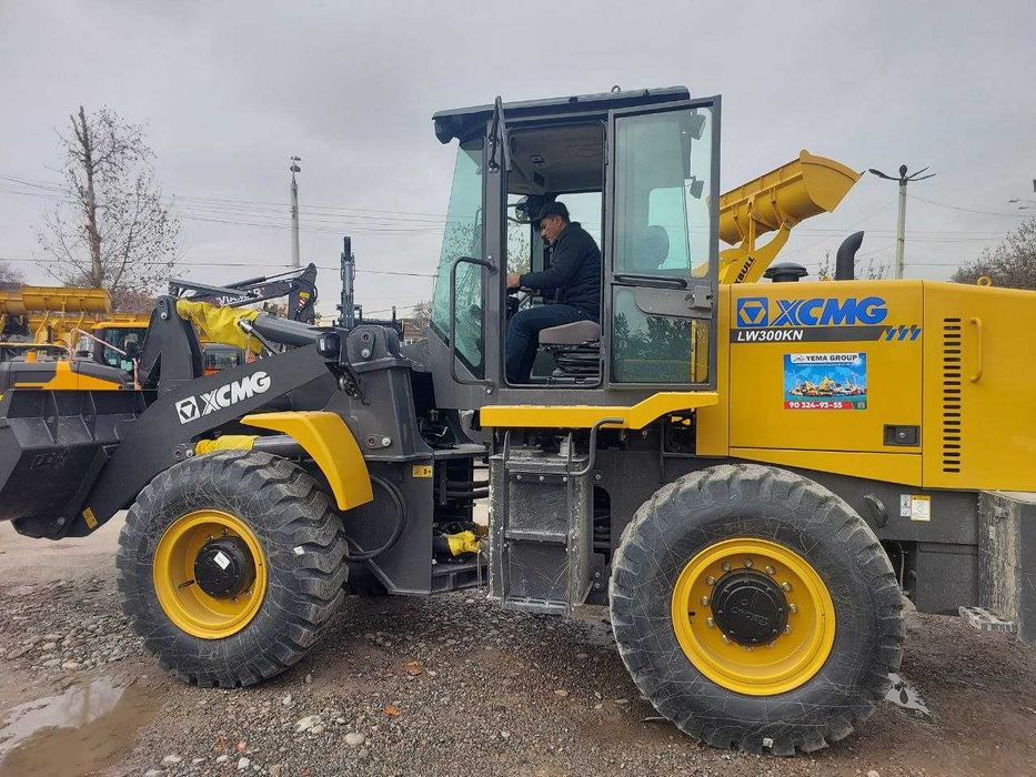 На складе!  Фронтальный погрузчик XCMG LW300KN 1,8 M3 Джойстик