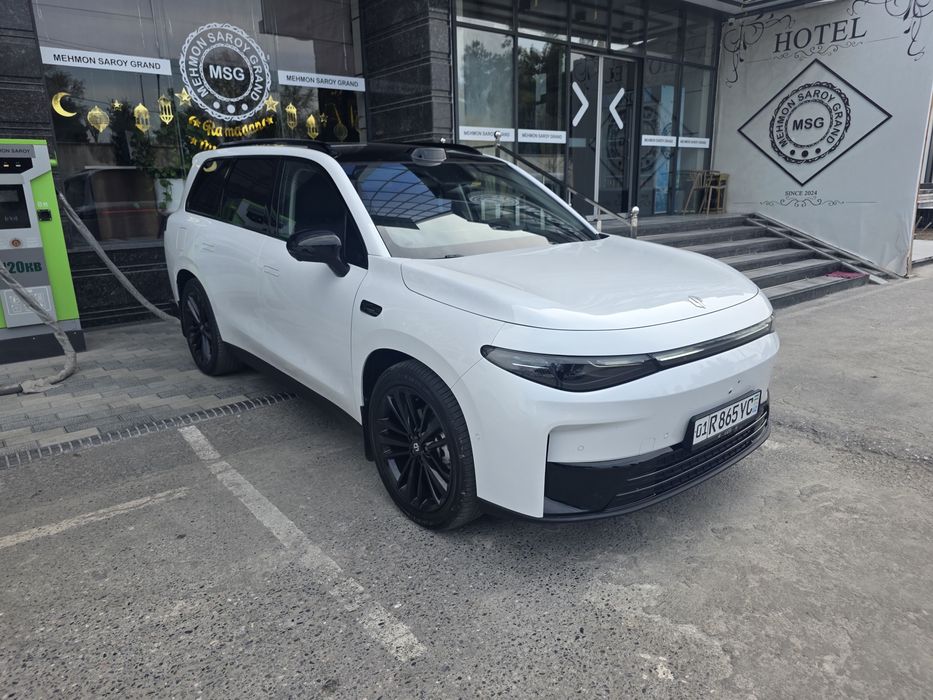 Leapmotor C16 gibrid 2 dop. pozitsa