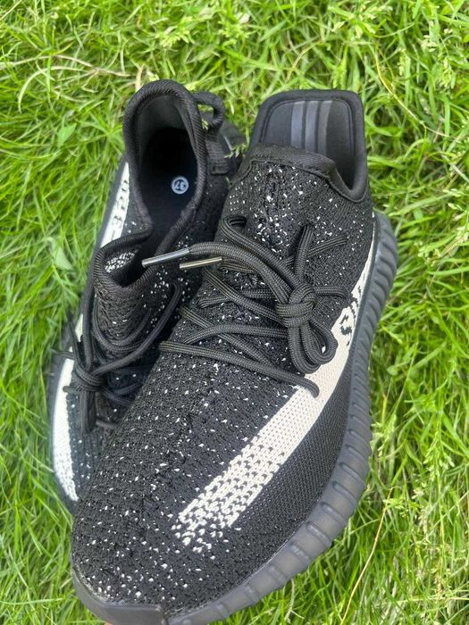 yeezy boost 350 Oreo