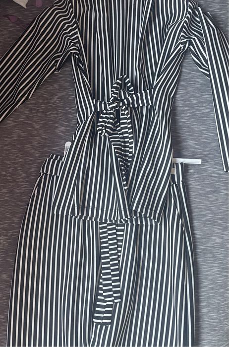 Нов комплект панталон и сако