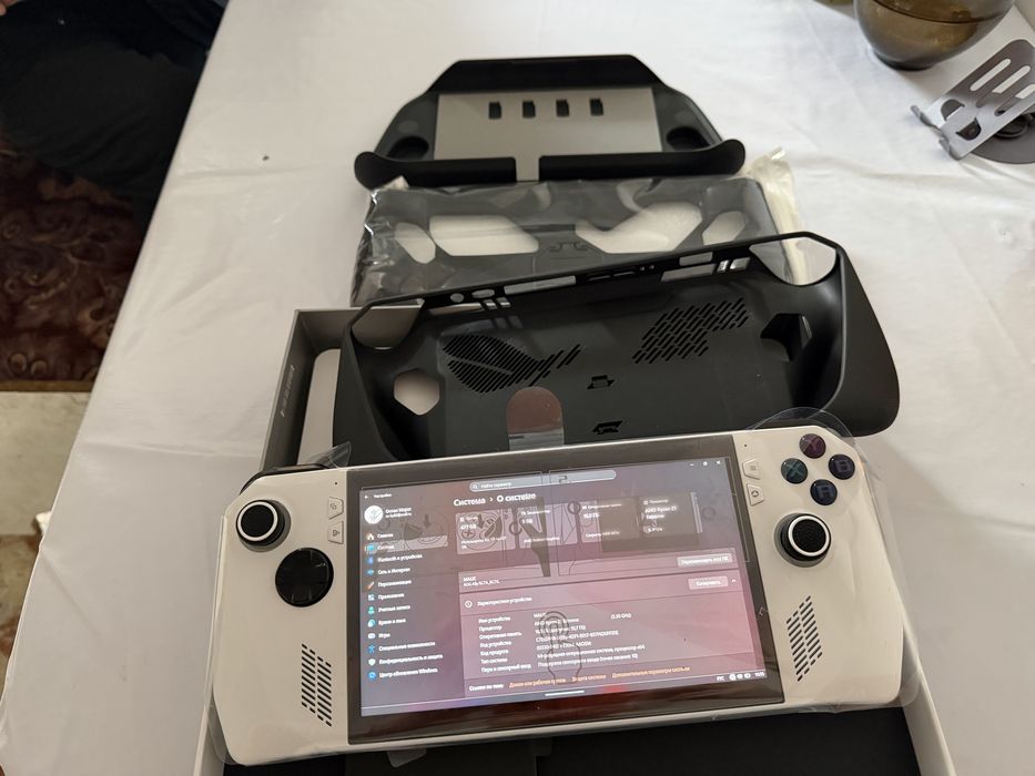 ASUS ROG ALLY Z1 extreme 512 gb