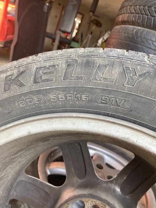 Джанти 5x112/16 с гуми 205/55/16 АУДИ/ВАГ