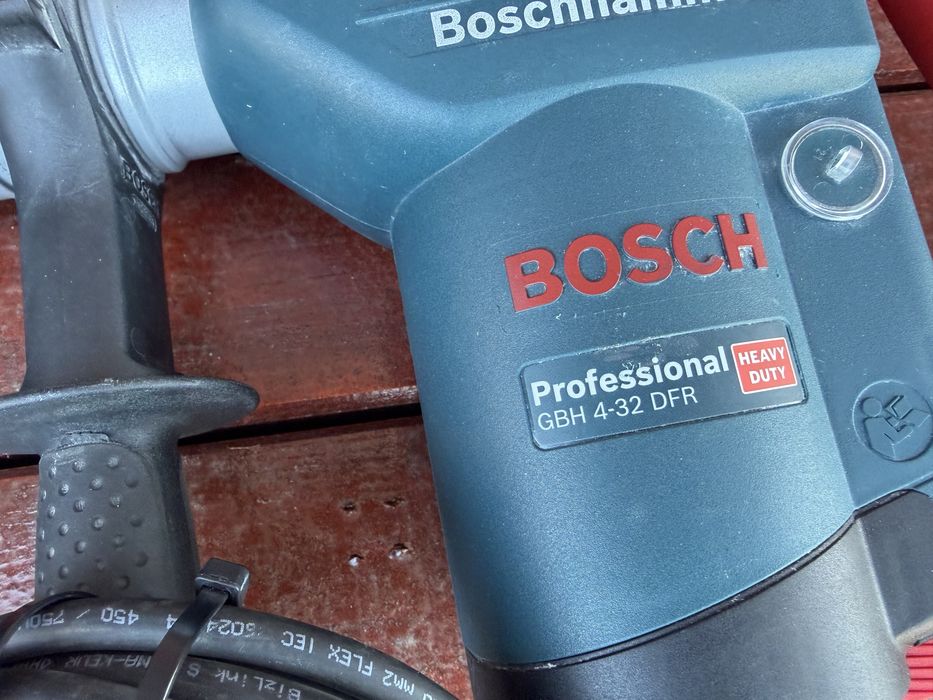 Bosch rotopercutor pe curent