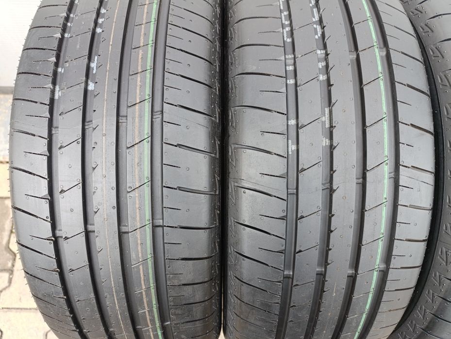 Patru anvelope de vara 215 55 18 Bridgestone noi dot 2021
